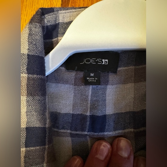 Joe's Jeans Plaid Men's Light Flannel Shirt- Medium- worn once - Picture 2 of 4